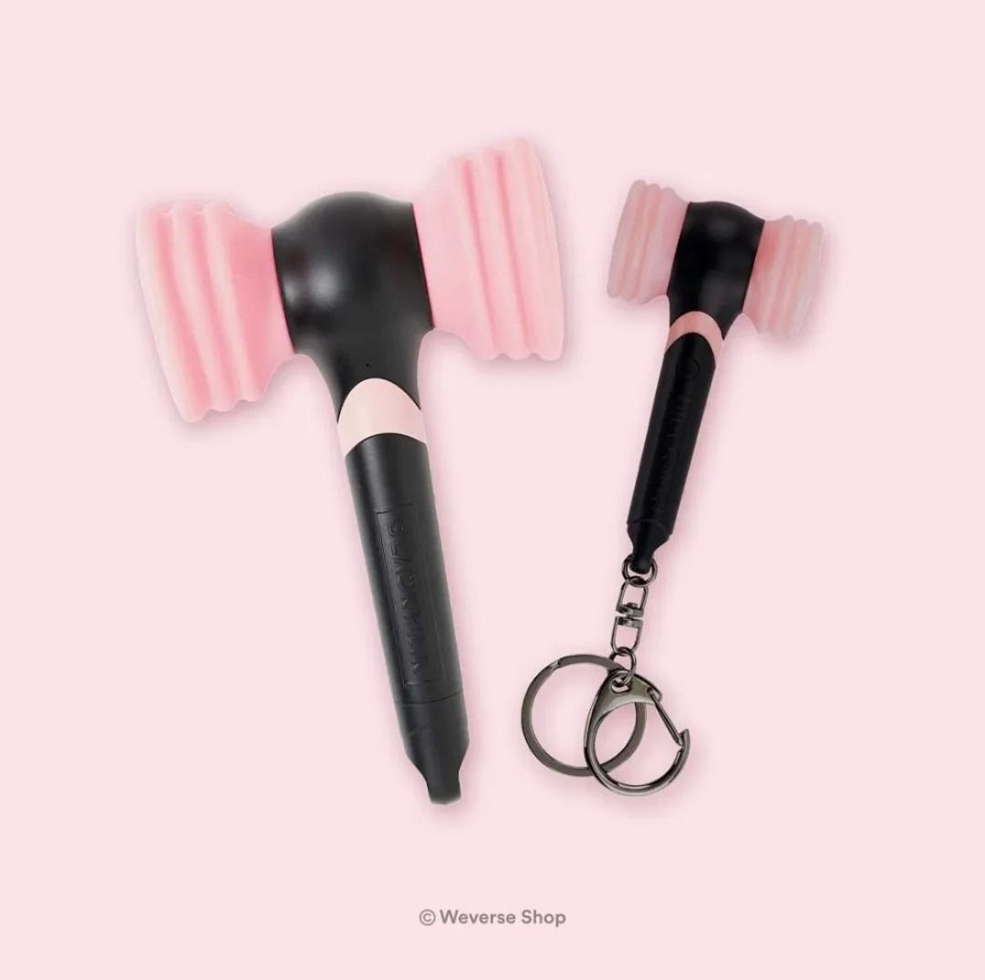[現貨] BLACKPINK 特別版手燈 OFFICIAL LIGHT STICK KEYRING SPECIAL EDITION 代購 周邊 應援棒 鎖匙扣